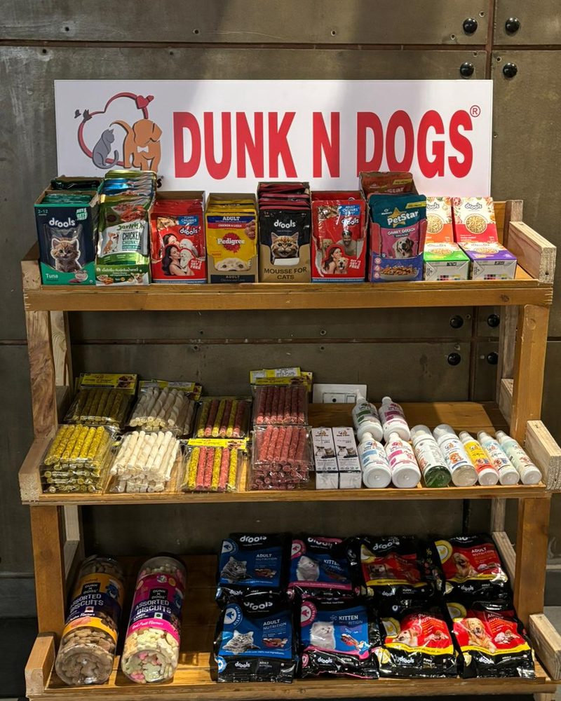 Dunk N Dogs — pet treats on us